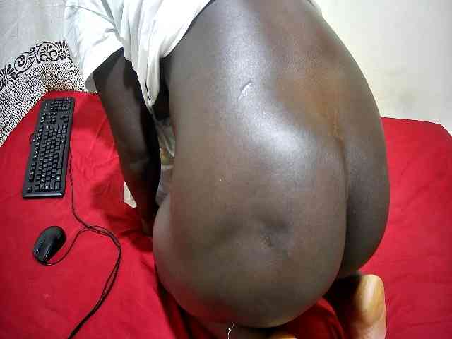 ebony-tasha1 webcam