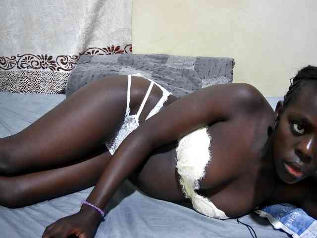 ebony-tasha1 webcam