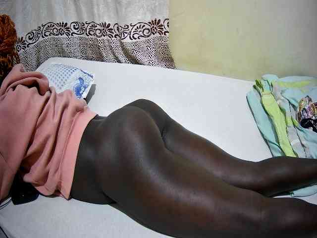 ebony-tasha1 webcam