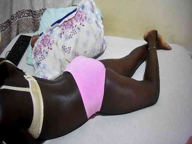 ebony-tasha1 webcam