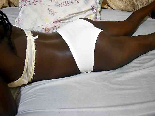Model: ebony-tasha1