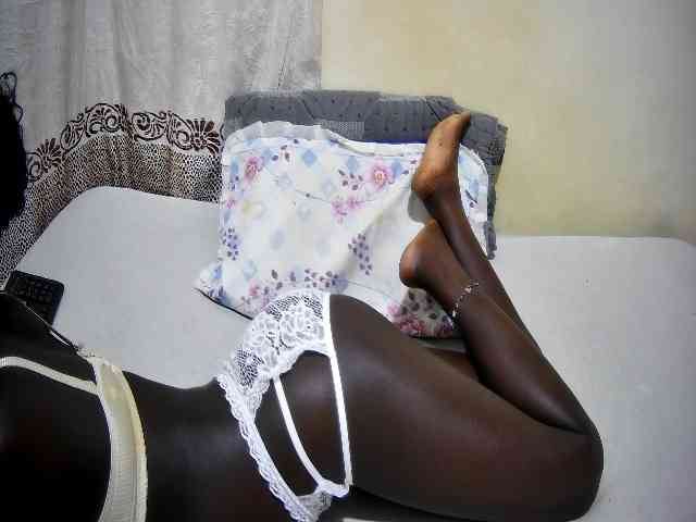 ebony-tasha1