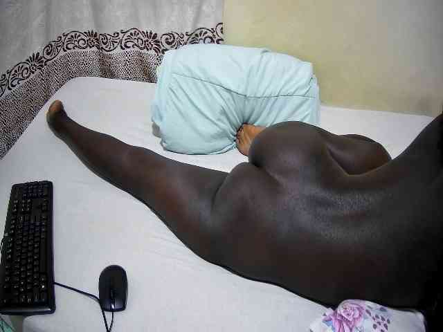 ebony-tasha1 webcam