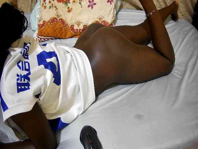 ebony-tasha1 webcam