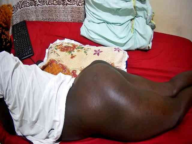 ebony-tasha1 webcam