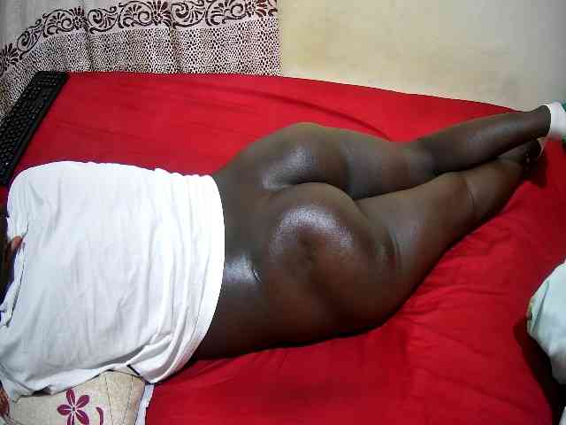 ebony-tasha1 webcam