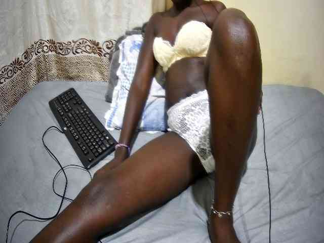 ebony-tasha1 webcam