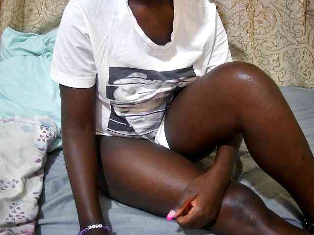 ebony-tasha1