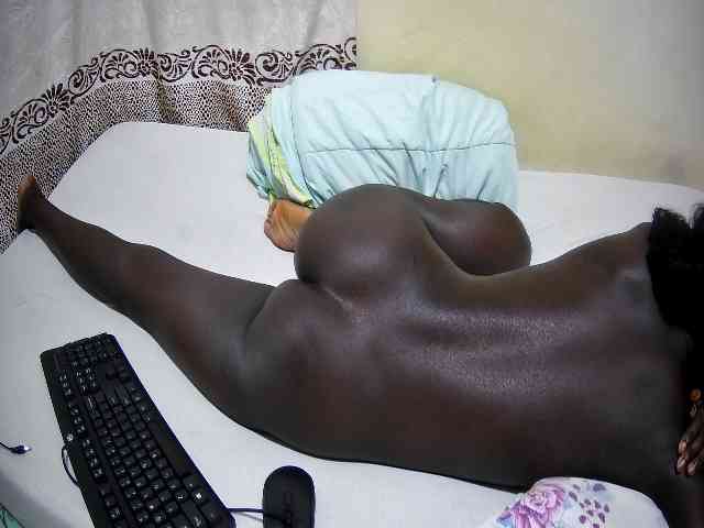 ebony-tasha1 webcam