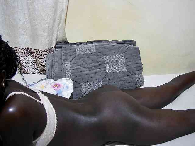 ebony-tasha1 webcam