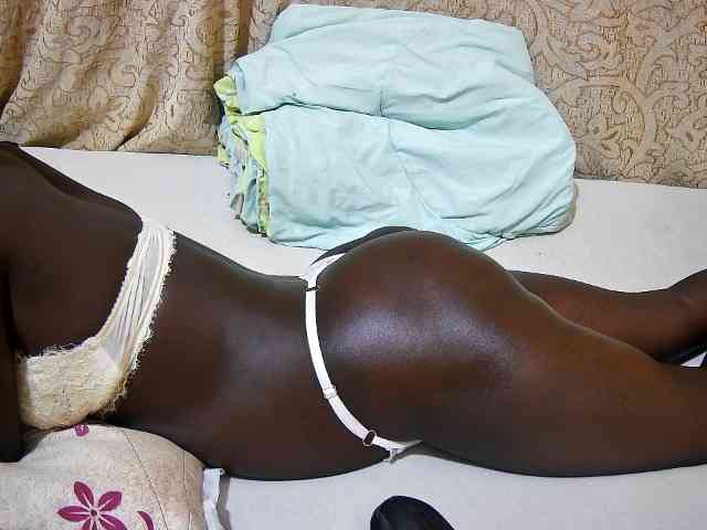 ebony-tasha1