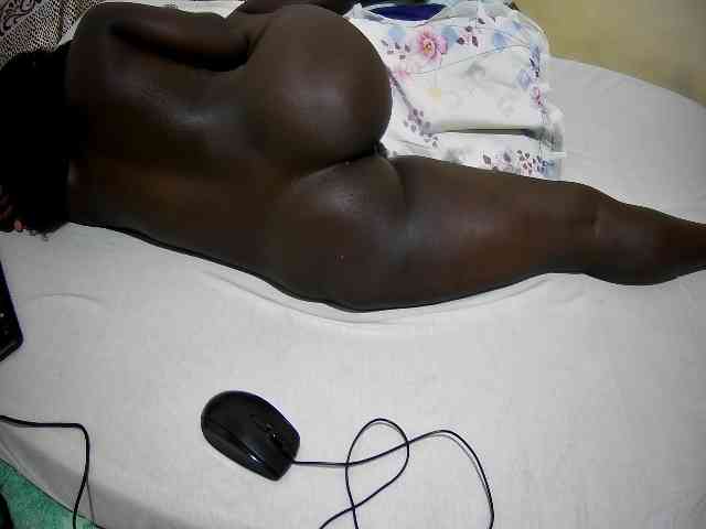 Model: ebony-tasha1