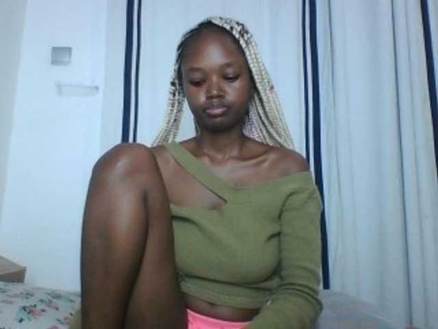 Queendons live cam on BongaCams