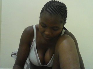 Mystiq-Ella's Live Webcam