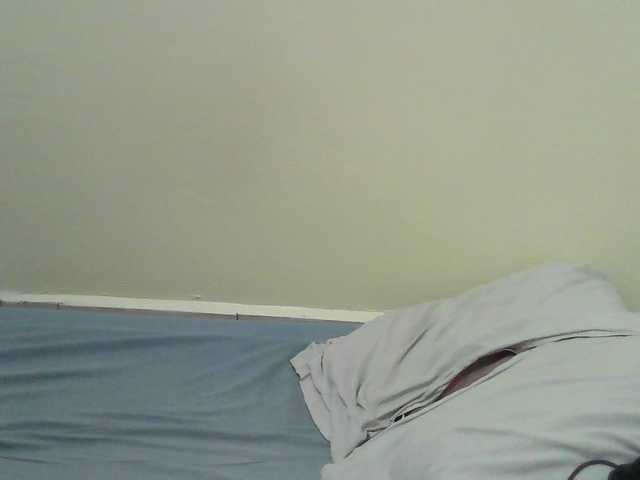 Mystiq-Ella live cam on BongaCams