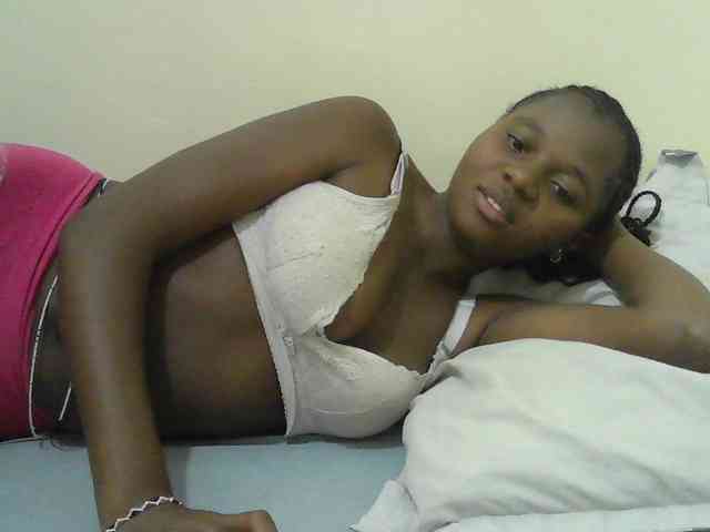 Mystiq-Ella webcam