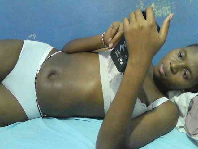 Mystiq-Ella webcam