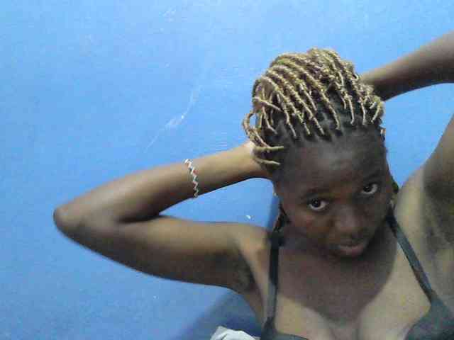 Mystiq-Ella webcam