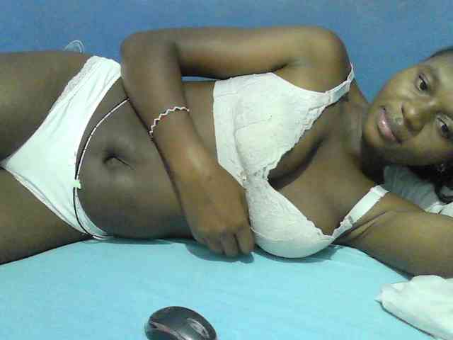 Mystiq-Ella webcam