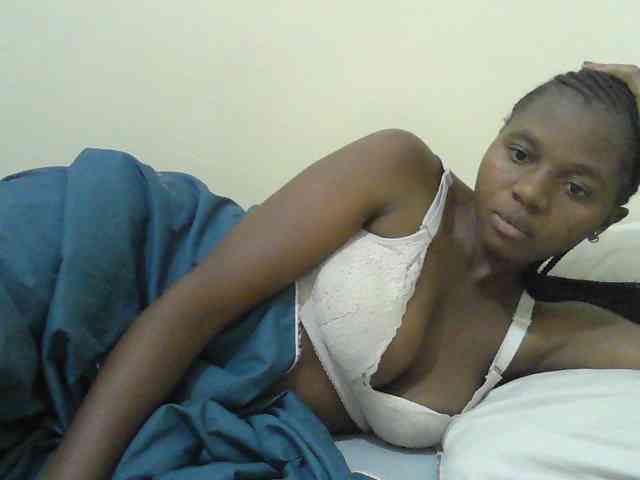 Mystiq-Ella webcam