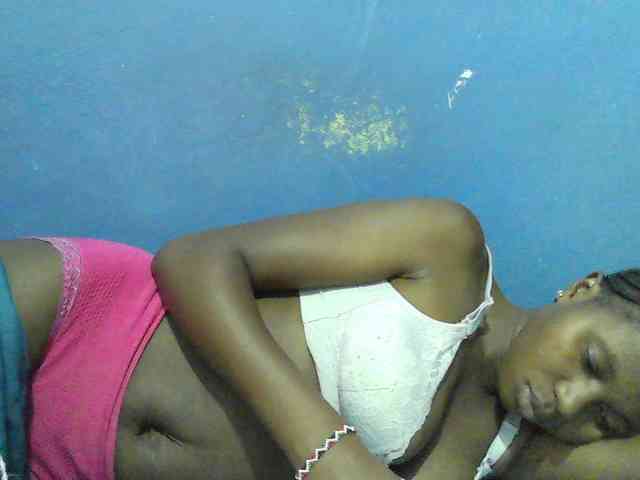 Mystiq-Ella webcam