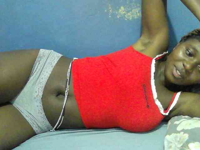 Mystiq-Ella webcam