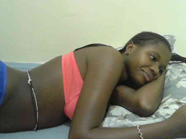Mystiq-Ella webcam