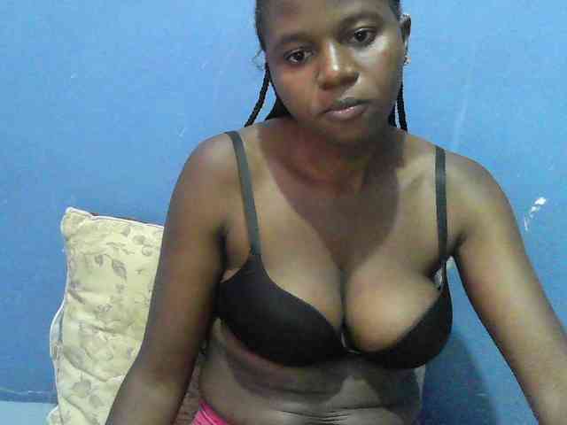 Mystiq-Ella webcam