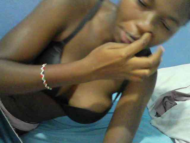 Mystiq-Ella webcam
