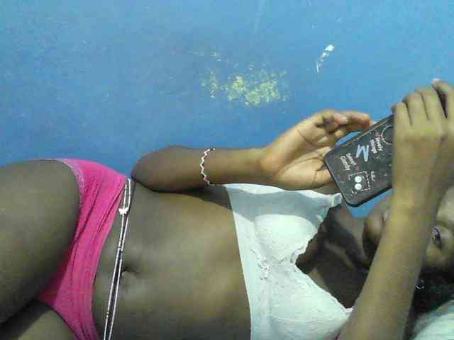 Mystiq-Ella webcam