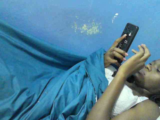 Mystiq-Ella webcam