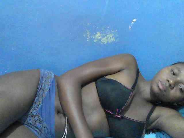 Mystiq-Ella webcam