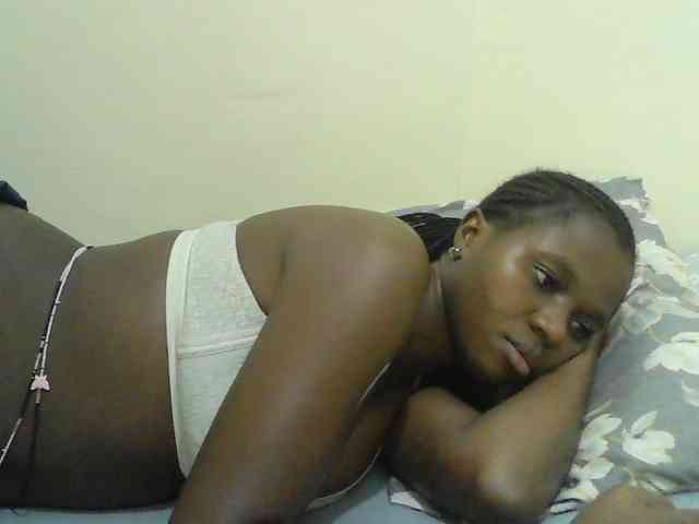 Mystiq-Ella webcam