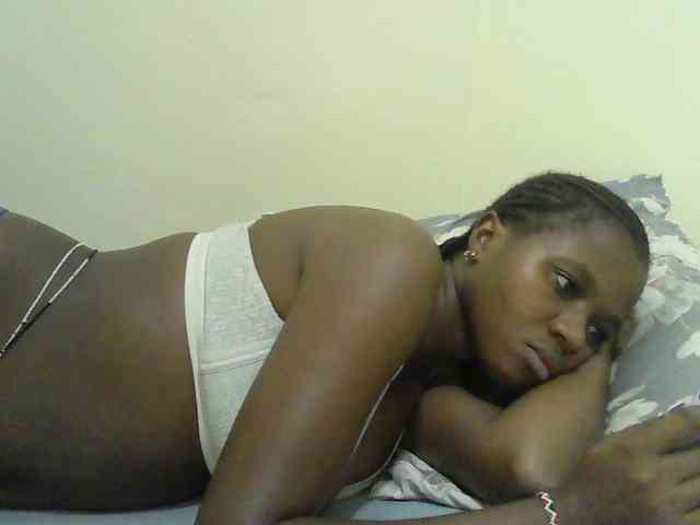 Mystiq-Ella webcam
