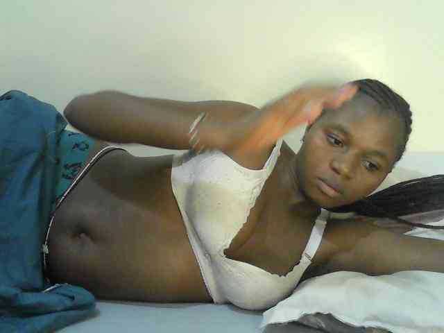 Mystiq-Ella webcam