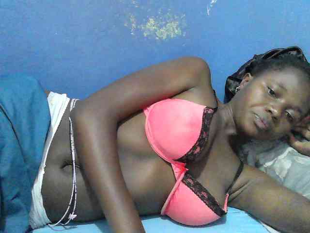 Mystiq-Ella webcam