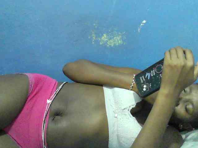 Mystiq-Ella webcam