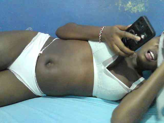 Mystiq-Ella webcam