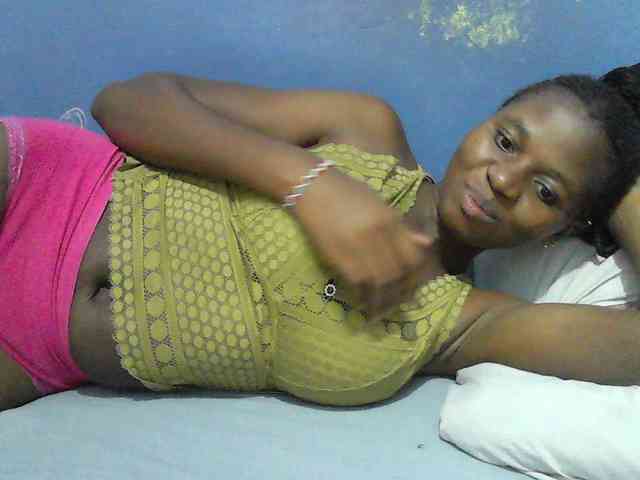 Mystiq-Ella webcam