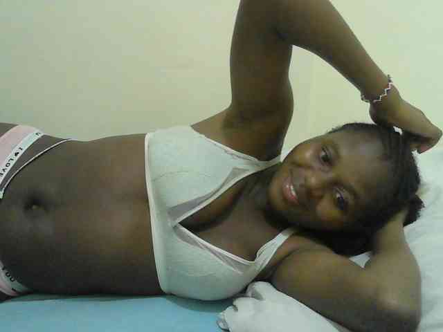 Mystiq-Ella webcam