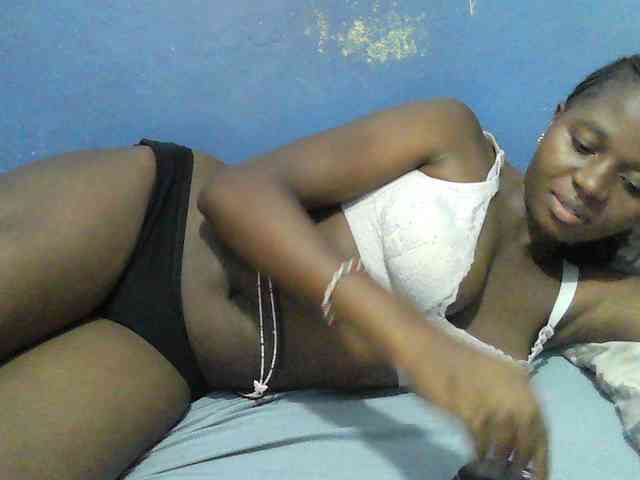 Mystiq-Ella webcam
