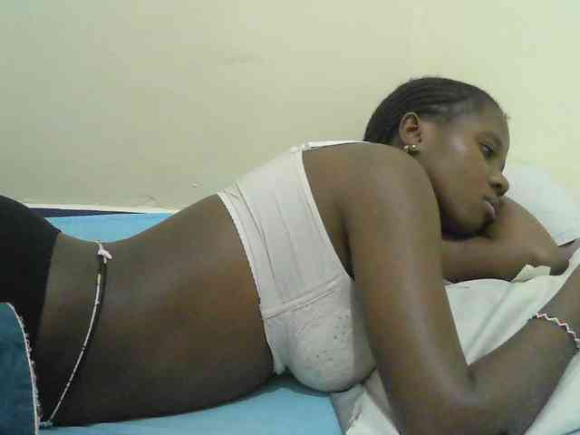 Mystiq-Ella webcam