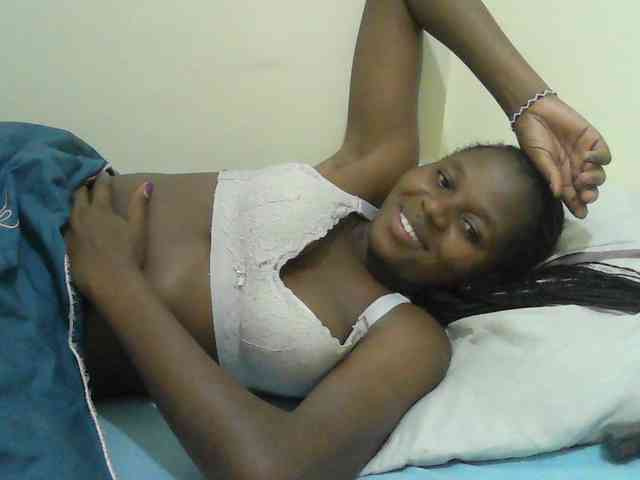 Mystiq-Ella webcam