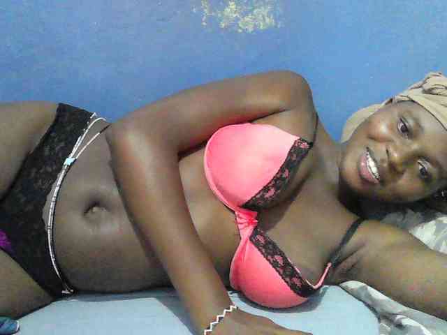 Mystiq-Ella webcam