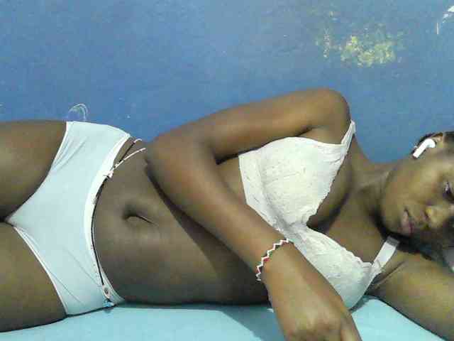 Mystiq-Ella webcam