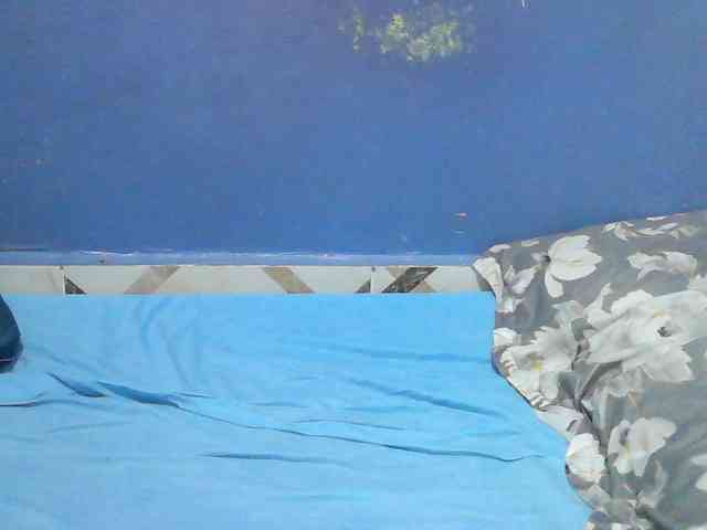 Mystiq-Ella webcam