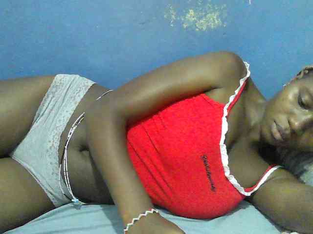 Mystiq-Ella webcam