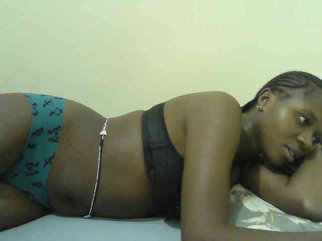 Mystiq-Ella webcam