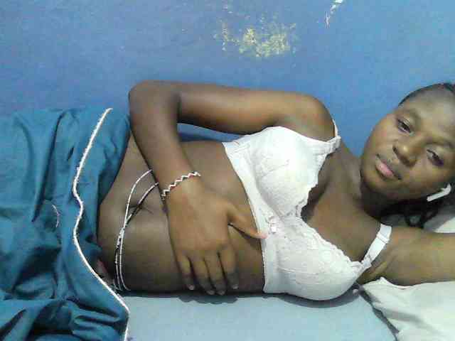 Mystiq-Ella webcam
