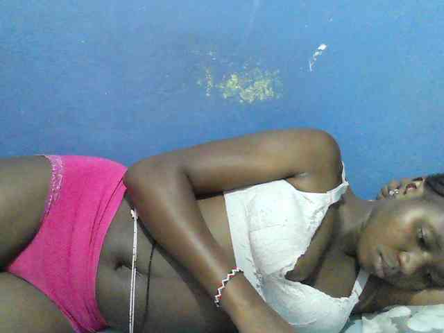 Mystiq-Ella webcam
